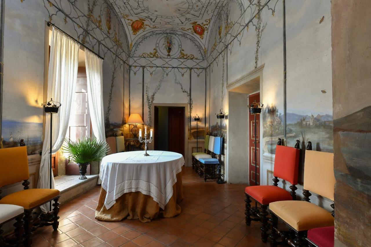 Castello Costaguti Hotel Roccalvecce Kültér fotó