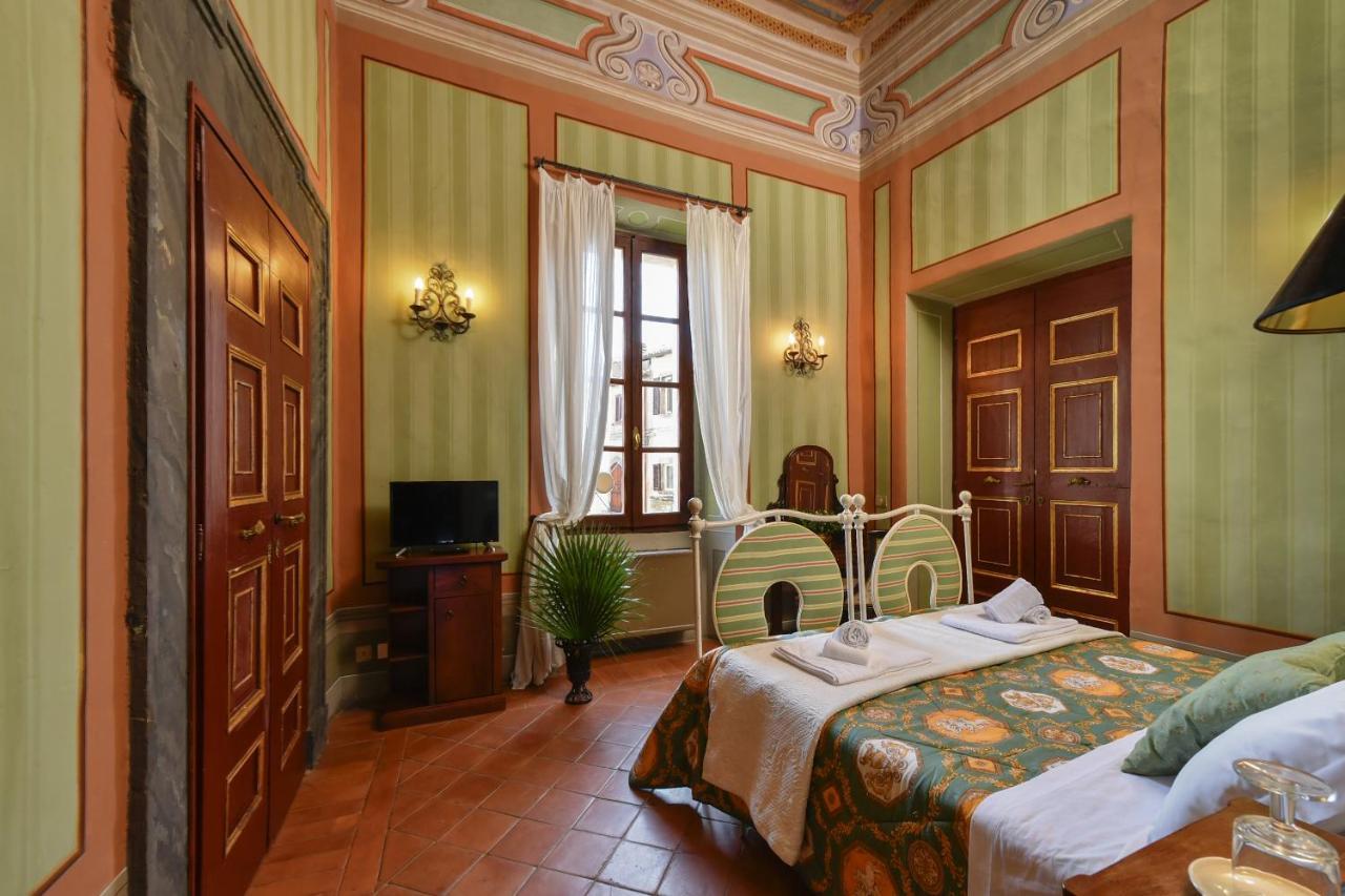 Castello Costaguti Hotel Roccalvecce Kültér fotó