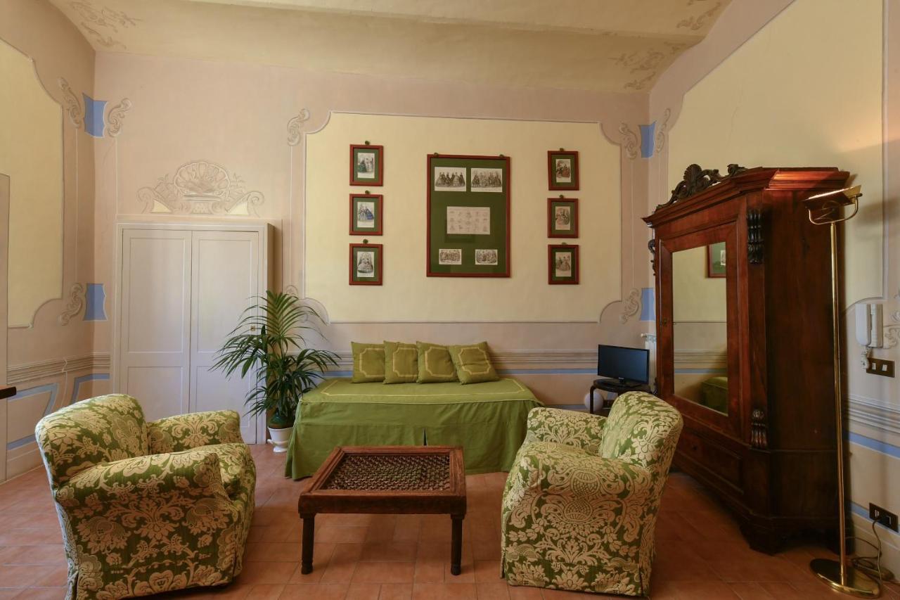 Castello Costaguti Hotel Roccalvecce Kültér fotó