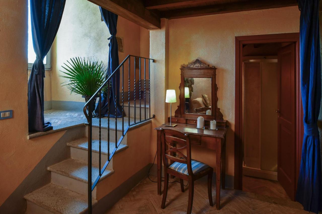 Castello Costaguti Hotel Roccalvecce Kültér fotó