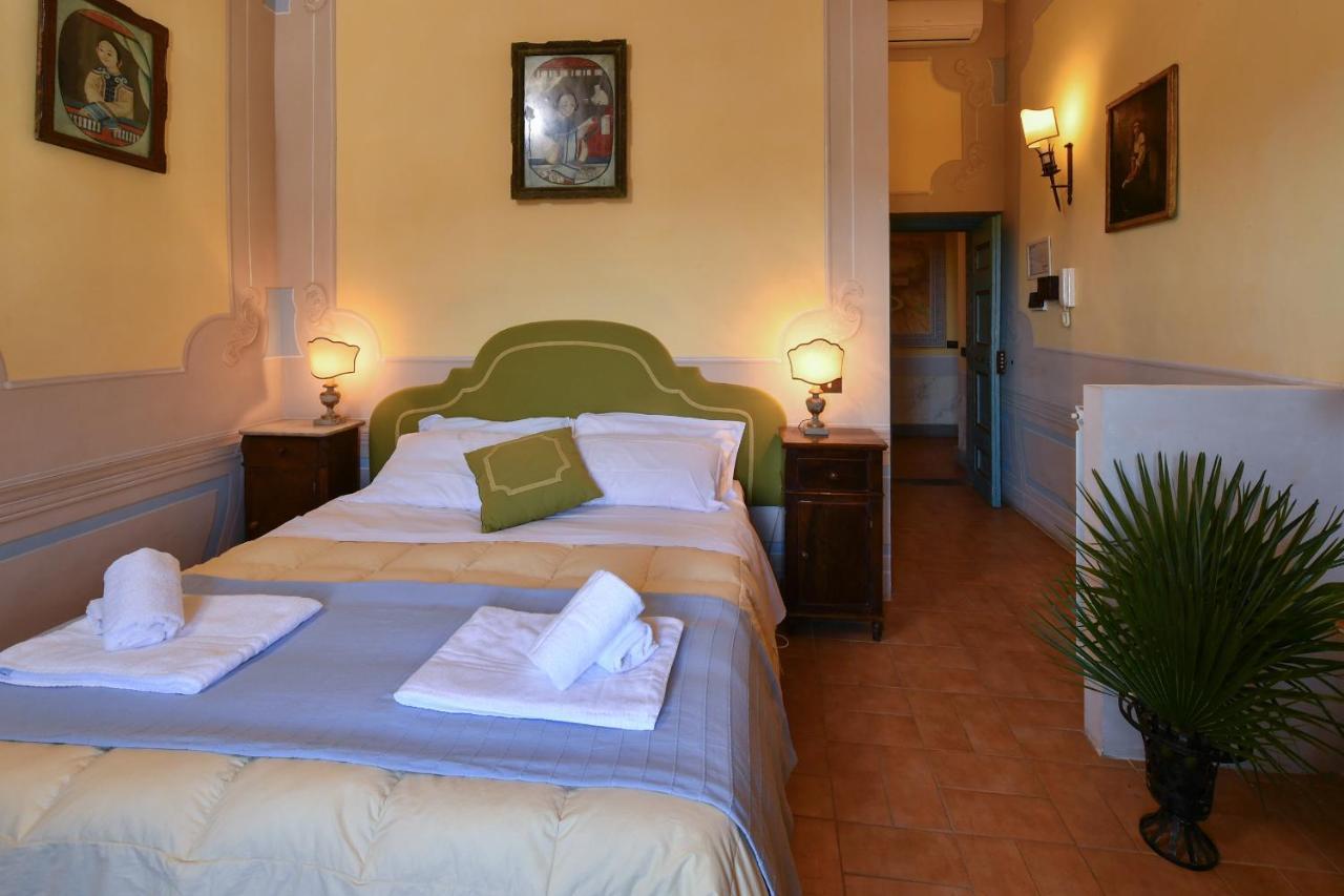 Castello Costaguti Hotel Roccalvecce Kültér fotó